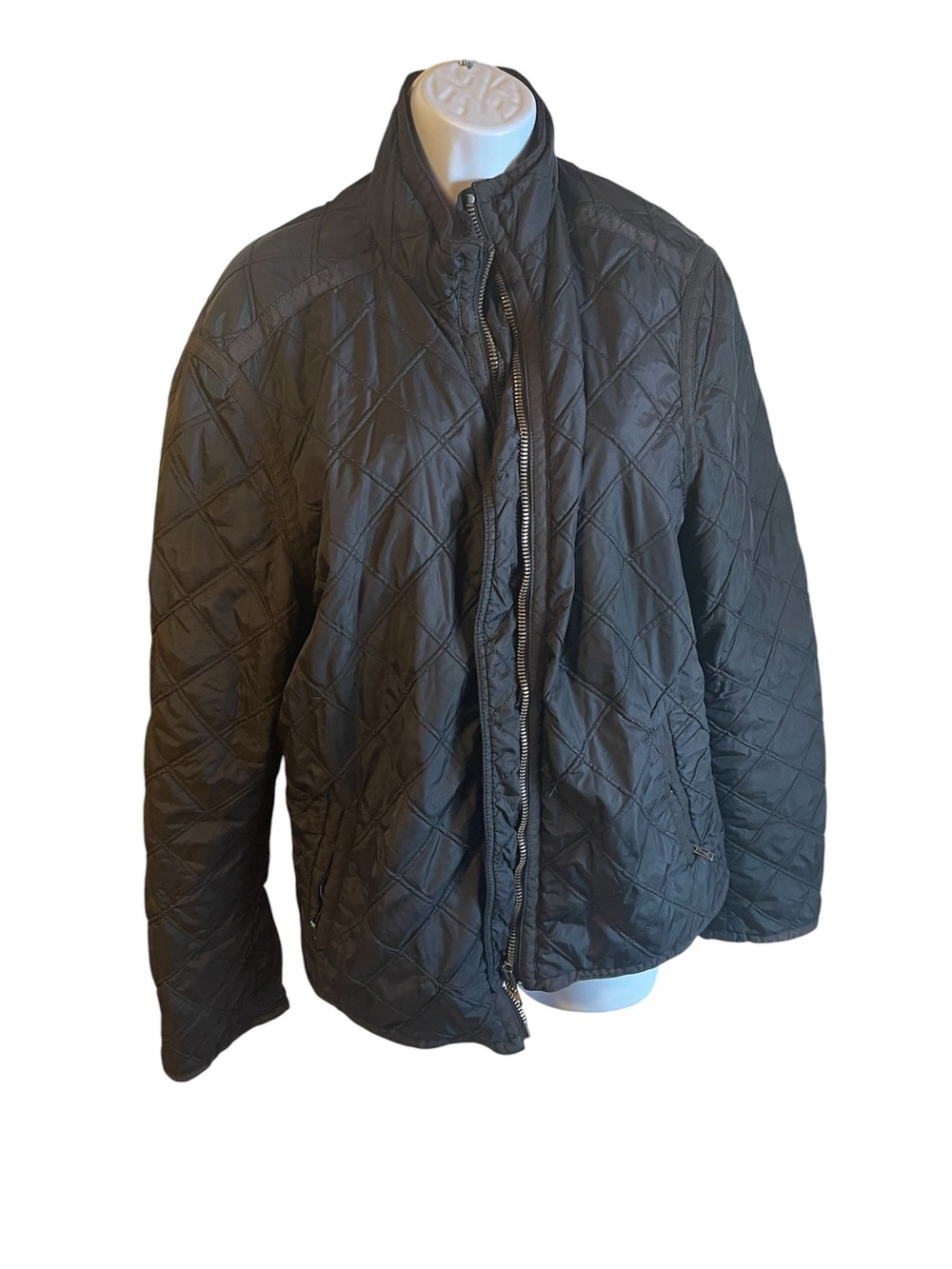 Vintage Zegna Men's Quilted Puffer Jacket in Black - Lightweight Zip Closure